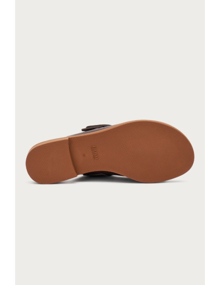 Frau ciabatta in pelle con fibbia in tono 85M3 [21299072]