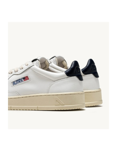 Autry sneaker low in pelle Medalist AULM - LL12 [3dc20fb4]