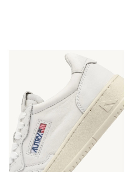 Autry sneaker low in nappa super soft Medalist AULM - GG04 [d0d57f0a]