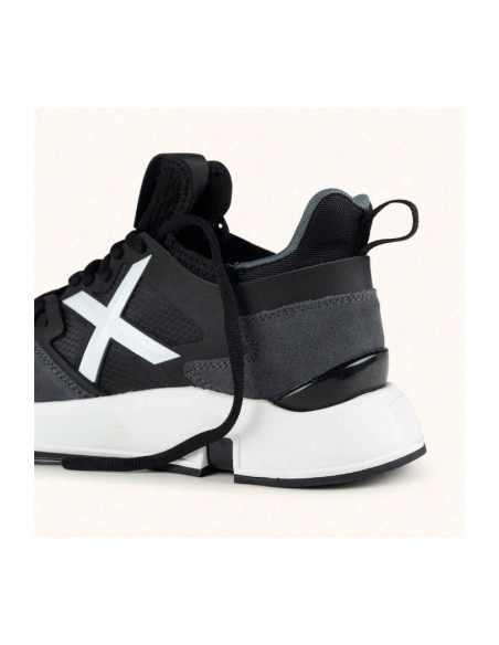 Munich sneaker allacciata con logo Clik 110 4172110 [5cc2b592]