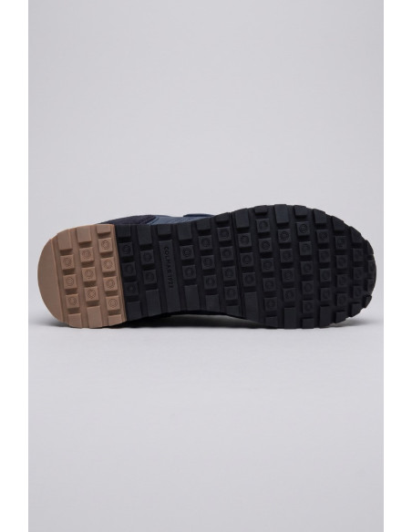 Colmar sneaker allacciata con logo Travis Boost [0c24758b]